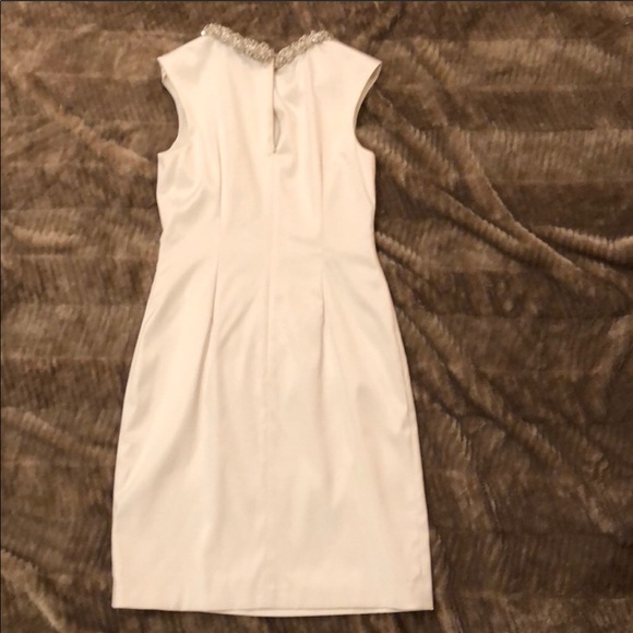 Beautiful white cocktail dress - Picture 2 of 6